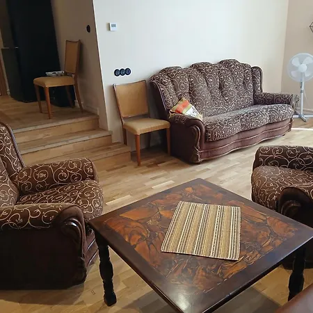 Apartman Korter Linnusemueueriga